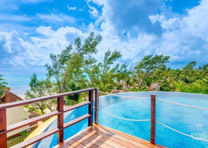 Penthouse W Private Terrace & Rooftop Pool *