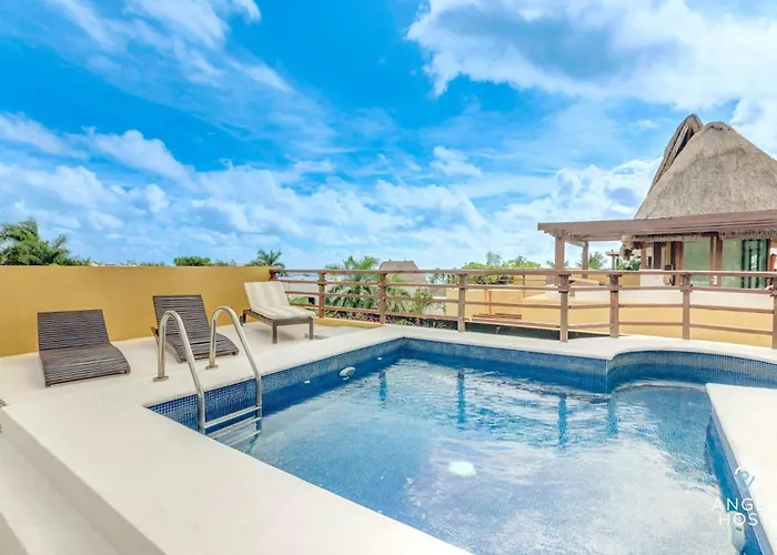 Penthouse W Private Terrace & Rooftop Pool Playa del Carmen